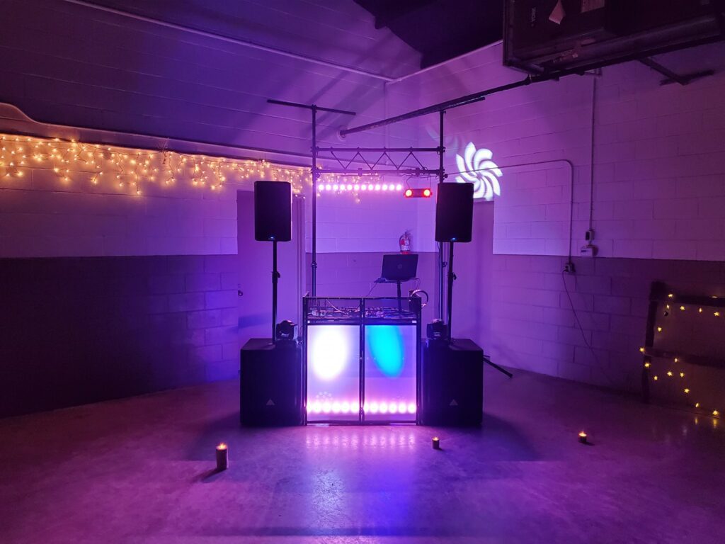 dance floor lighting and dj booth