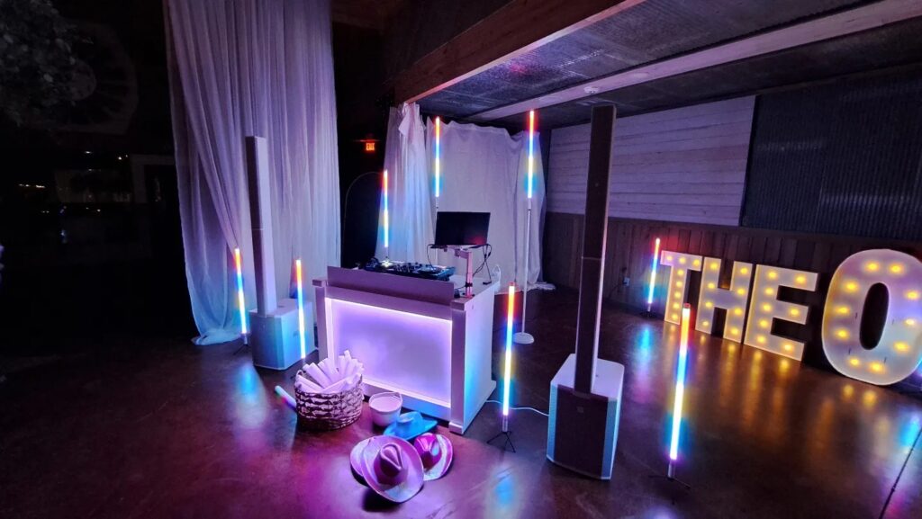 dj and props for wedding